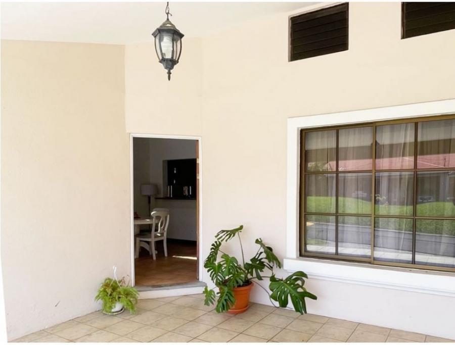 VENTA DE CASA, HEREDIA, SAN FRANCISCO, CONDOMINIO AVICENNIA SUR  