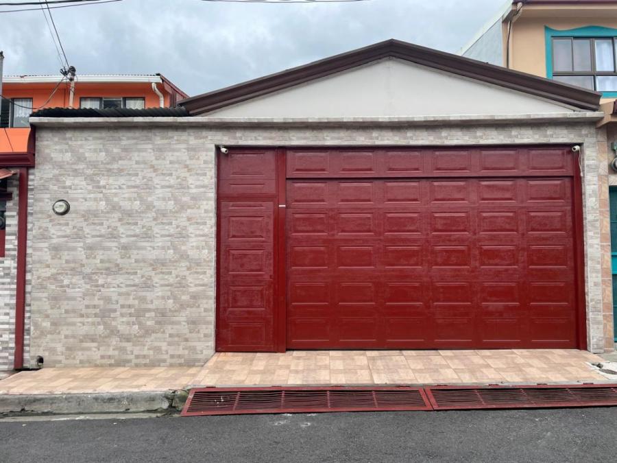 VENTA DE CASA, SAN JOSE, GRANADILLA, URBANIZACION LA CORINA