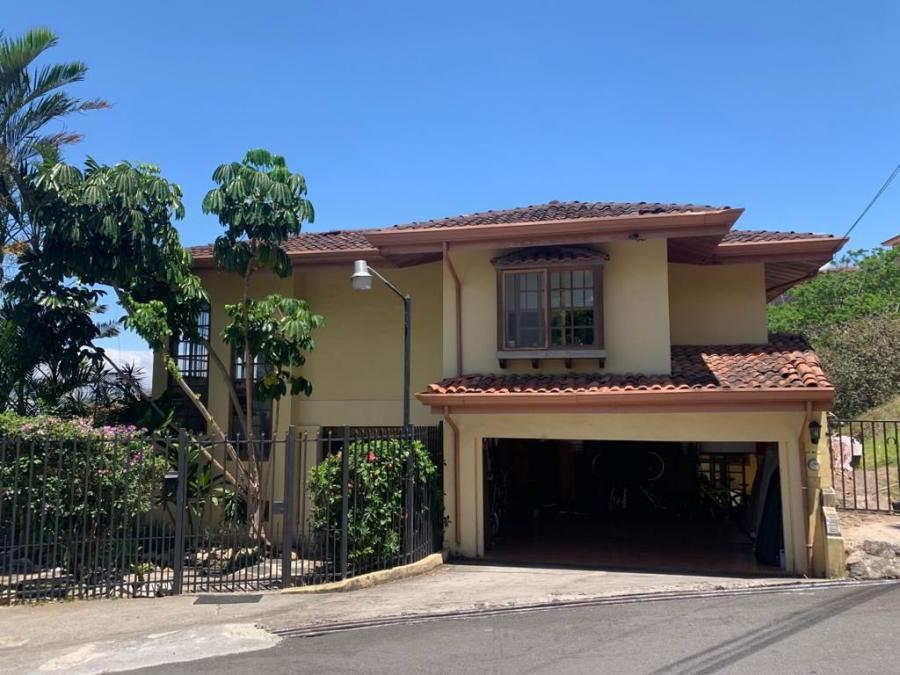 Foto Casa en Venta en Escazú, San José - U$D 600.000 - CAV84077 - BienesOnLine