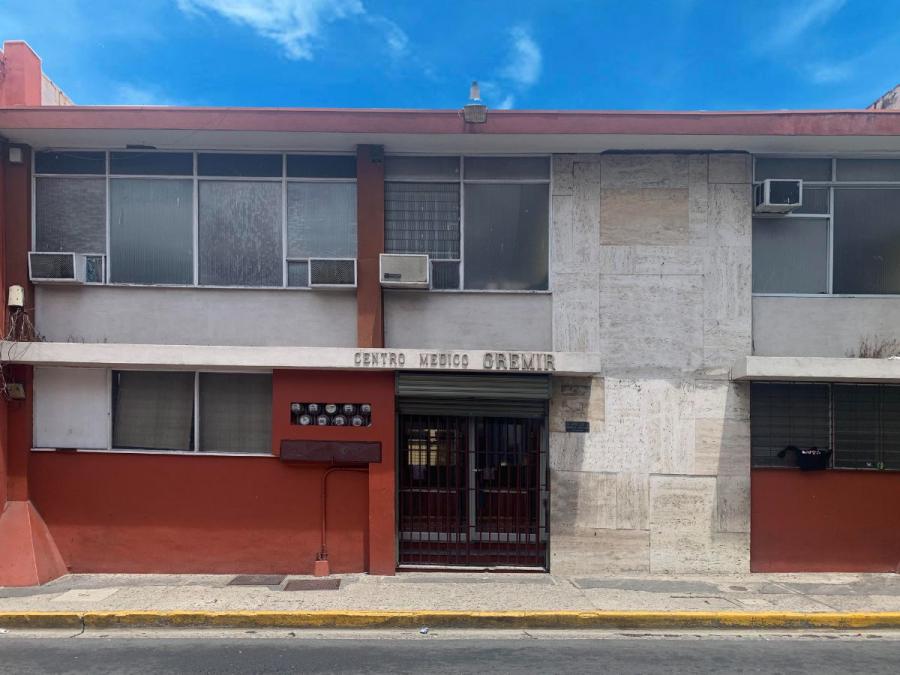 Venta de edificio comercial de 2 plantas en Catedral, San José