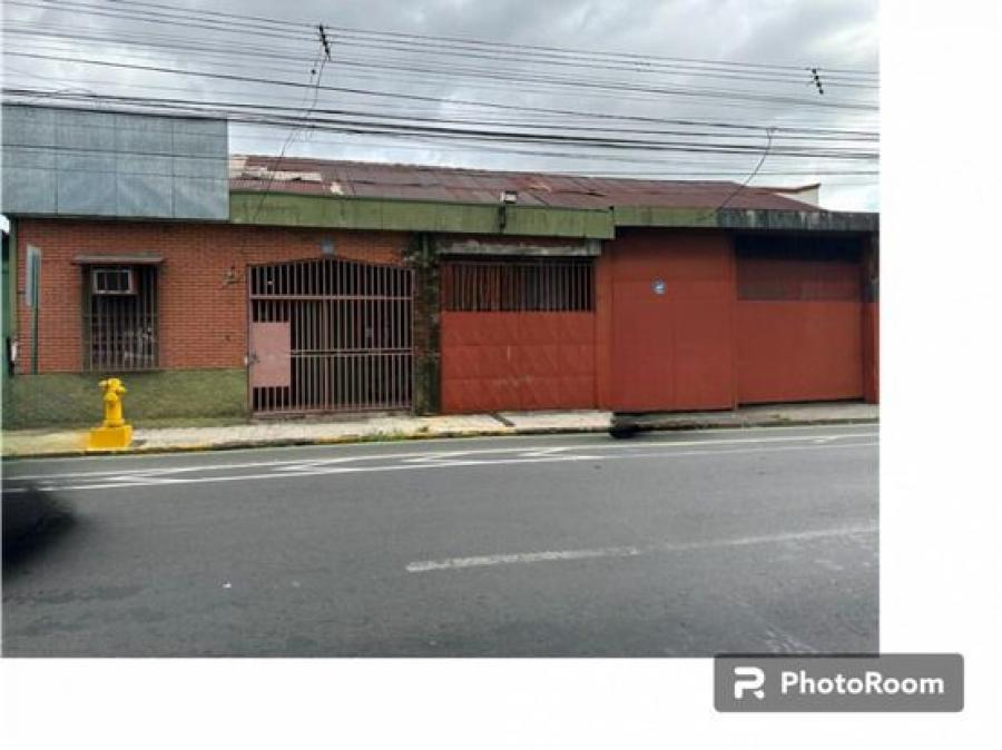 VENTA DE LOTE CON BODEGA PARA DEMOLER, SAN JOSÉ, HOSPITAL, SAN BOSCO