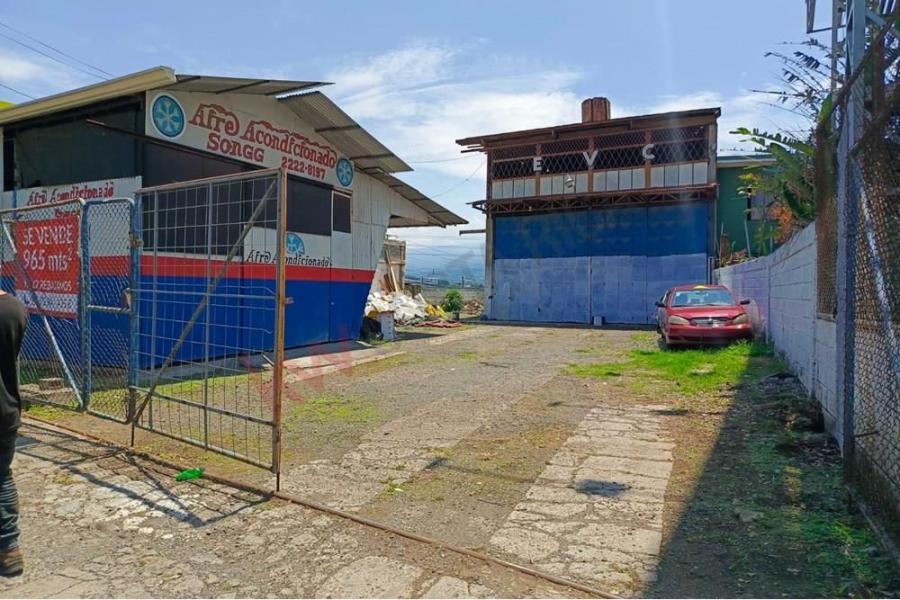 VENTA DE LOTE  CON USO DE SUELO INDUTRIAL EN CALLE BLANCOS, GOICOECHEA #5681