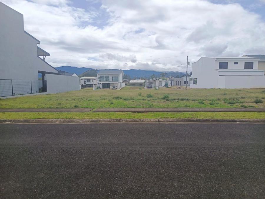 Terreno en Venta en Cartago