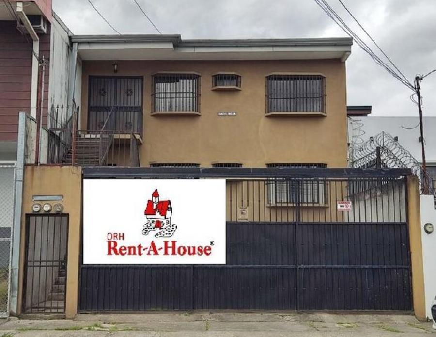 Venta de Propiedad con Apartamentos en Zapote, San José.