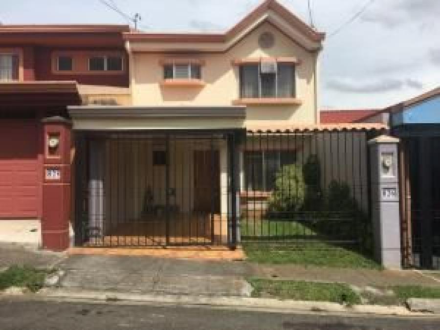 Foto Casa en Venta en Ulloa, Heredia, Heredia - U$D 130.000 - CAV22362 - BienesOnLine