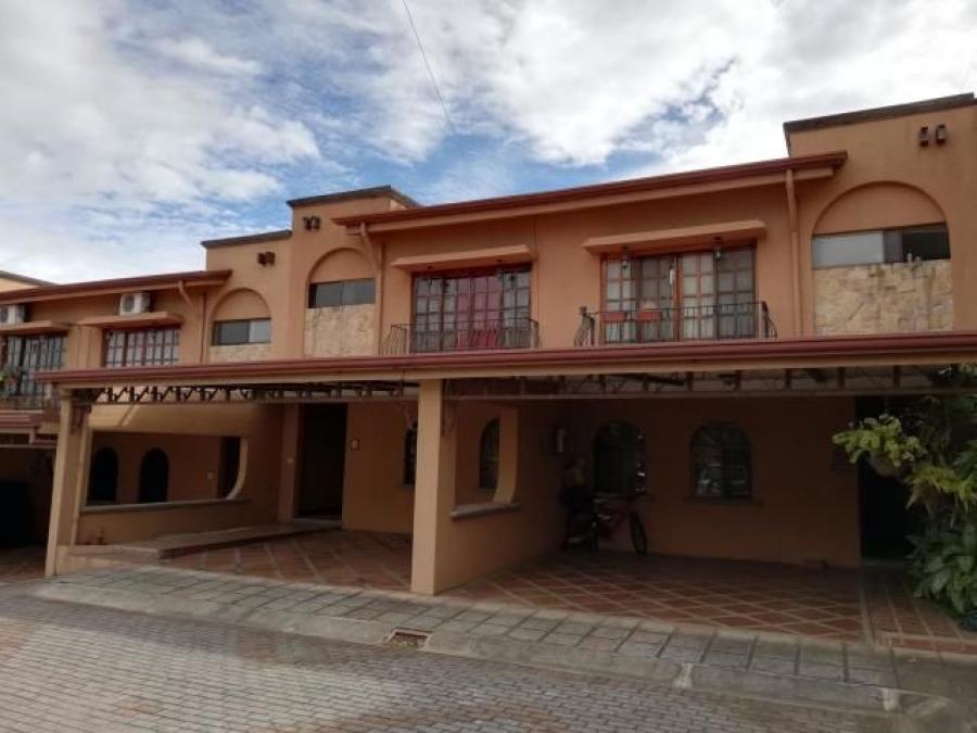 Foto Casa en Venta en San Rafael, Escazú, San José - ¢ 105.000.000 - CAV22369 - BienesOnLine