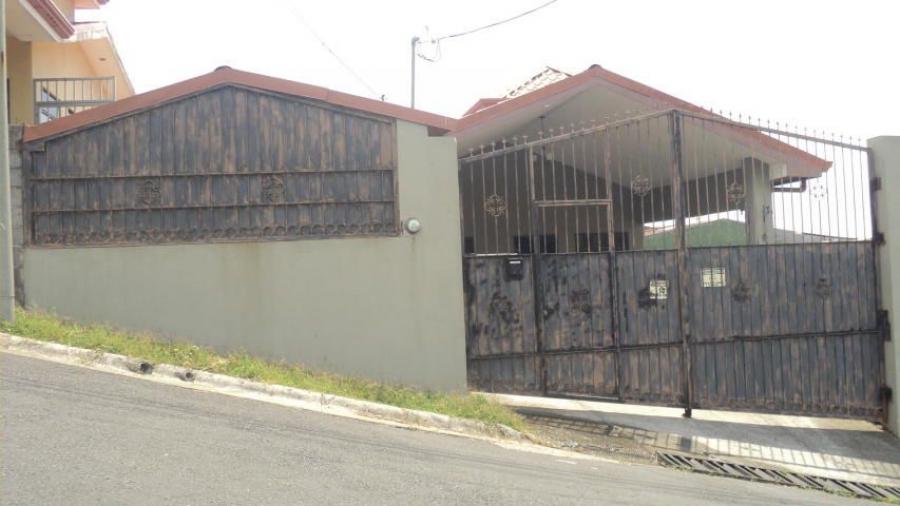 Foto Casa en Venta en Mata de Plátano, Guadalupe, Mata de Platano, San José - ¢ 88.000.000 - CAV48319 - BienesOnLine