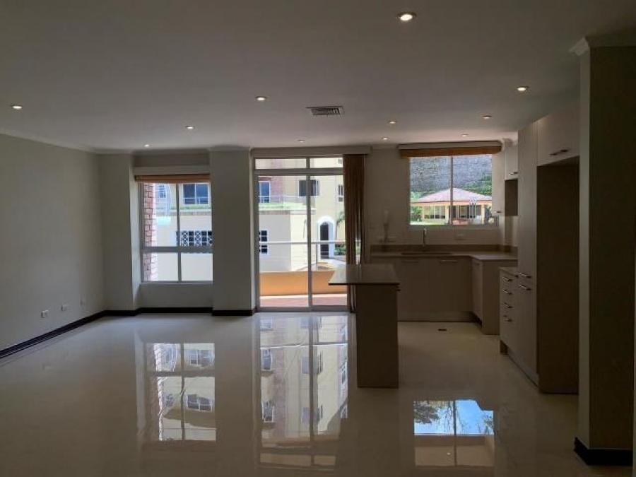 Foto Apartamento en Alquiler en Escaz, San Jos - U$D 1.300 - APA25087 - BienesOnLine