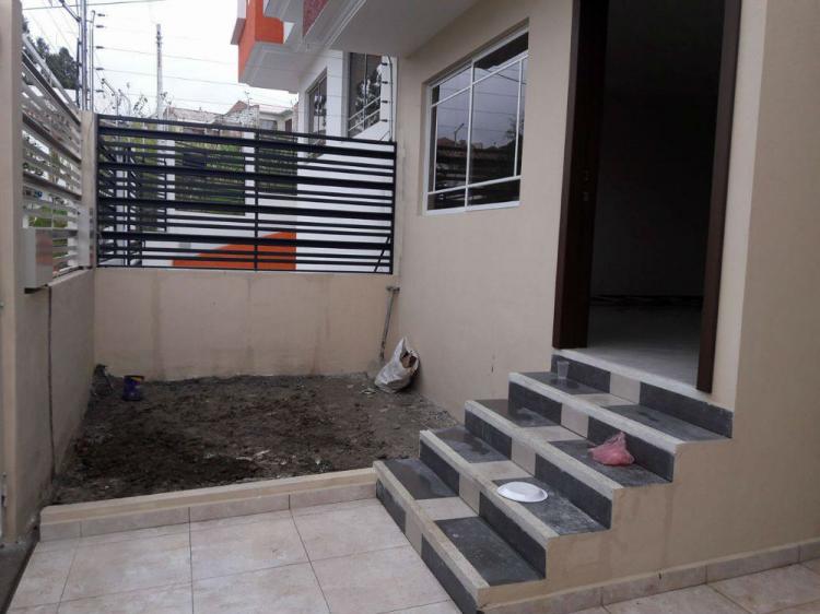  HERMOSA CASA POR ESTRENAR SECTOR EL TEJAR $ 106.500