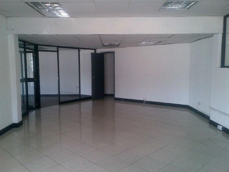 Foto Oficina en Arriendo en Quito, Pichincha - U$D 2.000 - OFA11504 - BienesOnLine