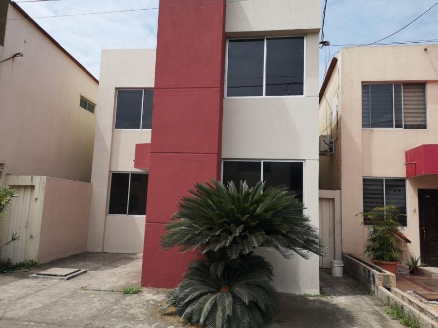 Foto Casa en Arriendo en Samborondón, Guayas - U$D 500 - CAA35047 - BienesOnLine