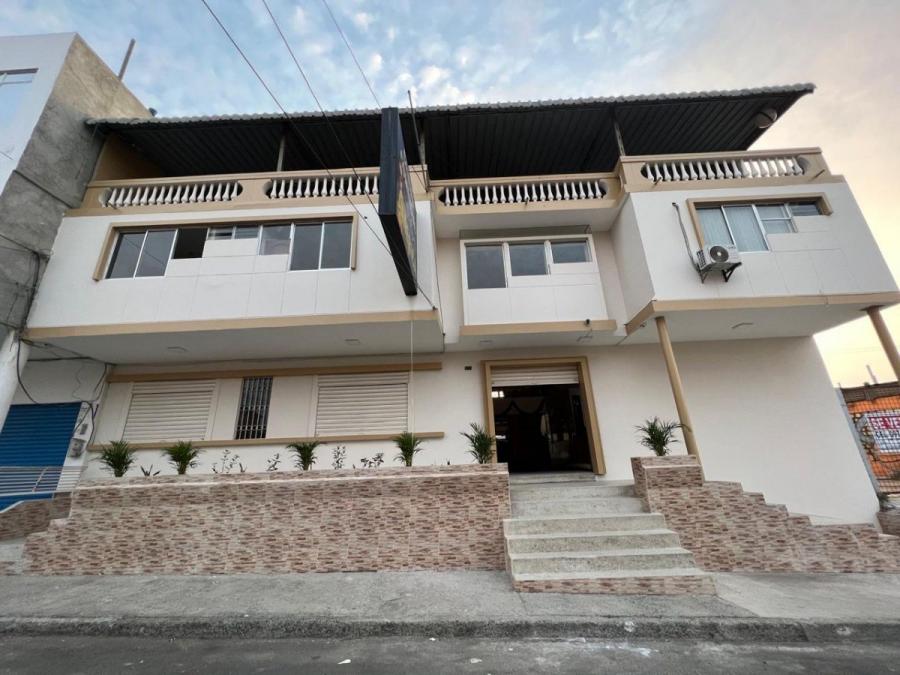 Foto Local en Arriendo en Manta, Manabi - U$D 180 - LOA40514 - BienesOnLine