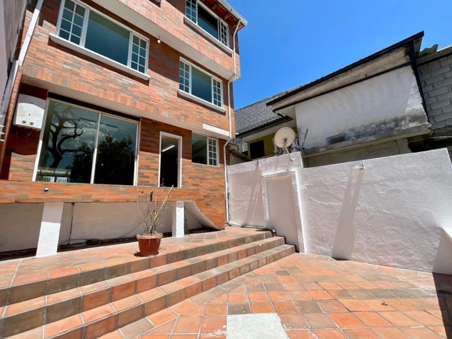 Foto Casa en Arriendo en CAPELO, Pichincha - U$D 1.200 - CAA40354 - BienesOnLine