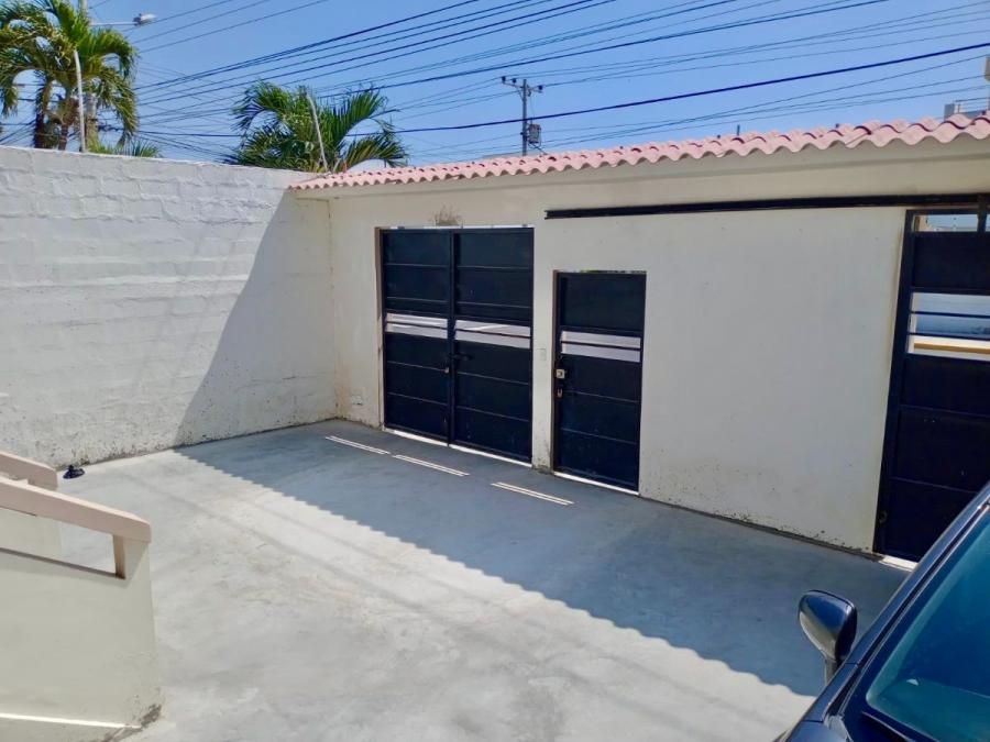 Foto Casa en Arriendo en SALINAS, CHIPIPE SALINAS, Santa Elena - U$D 600 - CAA39959 - BienesOnLine