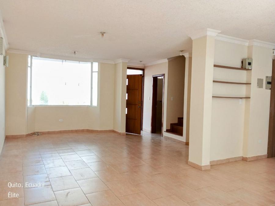 Foto Casa en Arriendo en Rumiñahui, Pichincha - U$D 480 - CAA40217 - BienesOnLine