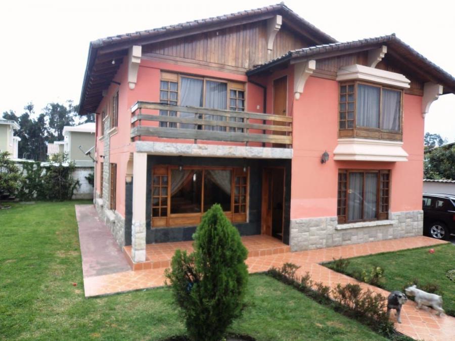 Foto Casa en Venta en Rumiñahui, Pichincha - U$D 190.000 - CAV30063 - BienesOnLine