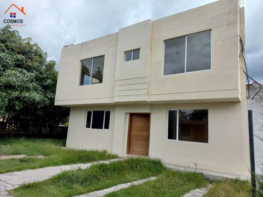 Casa de venta en Atuntaqui sector Santo Domingo