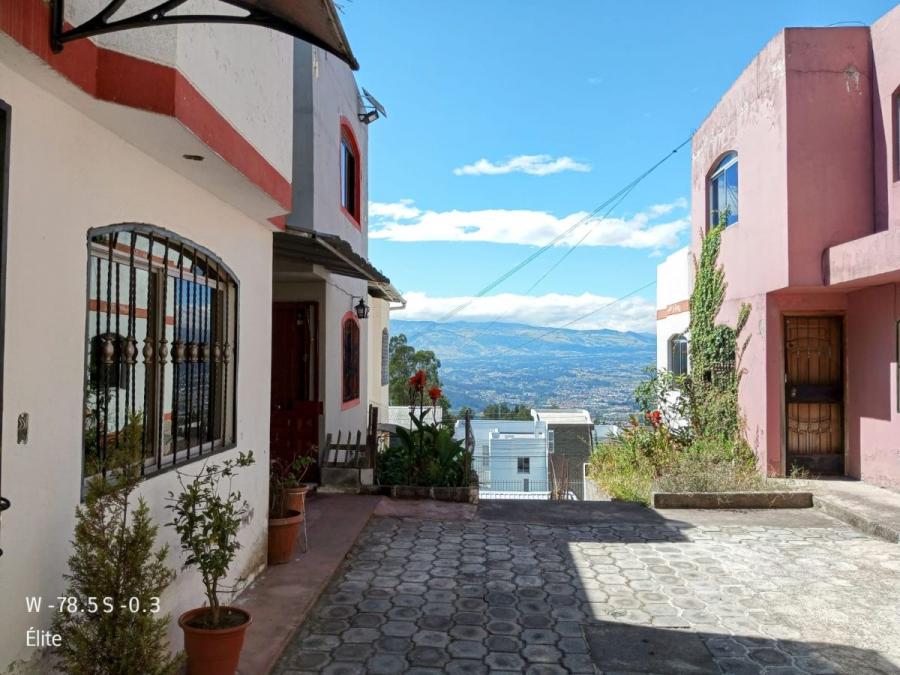 Foto Casa en Venta en Quito, Pichincha - U$D 62.000 - CAV40276 - BienesOnLine