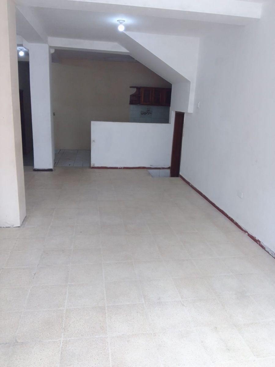 Foto Casa en Arriendo en Esmeraldas, Esmeraldas - U$D 350 - CAA40528 - BienesOnLine