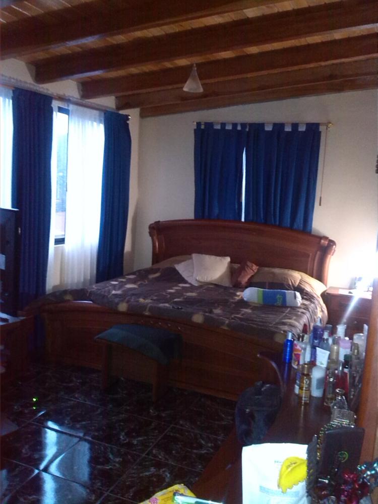 Foto Casa en Venta en Quito, Pichincha - U$D 118.000 - CAV17202 - BienesOnLine