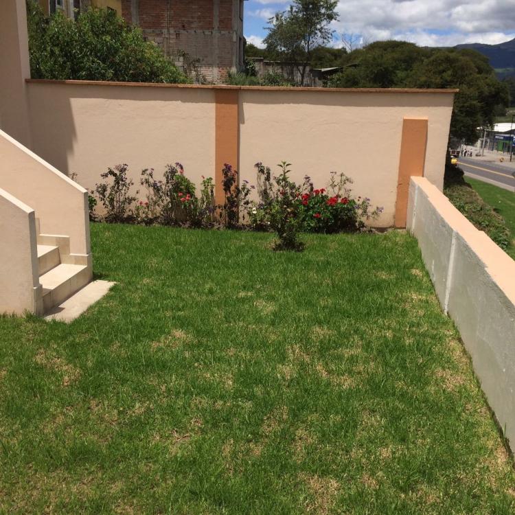 Foto Casa en Venta en Rumiñahui, Pichincha - U$D 170.000 - CAV24199 - BienesOnLine