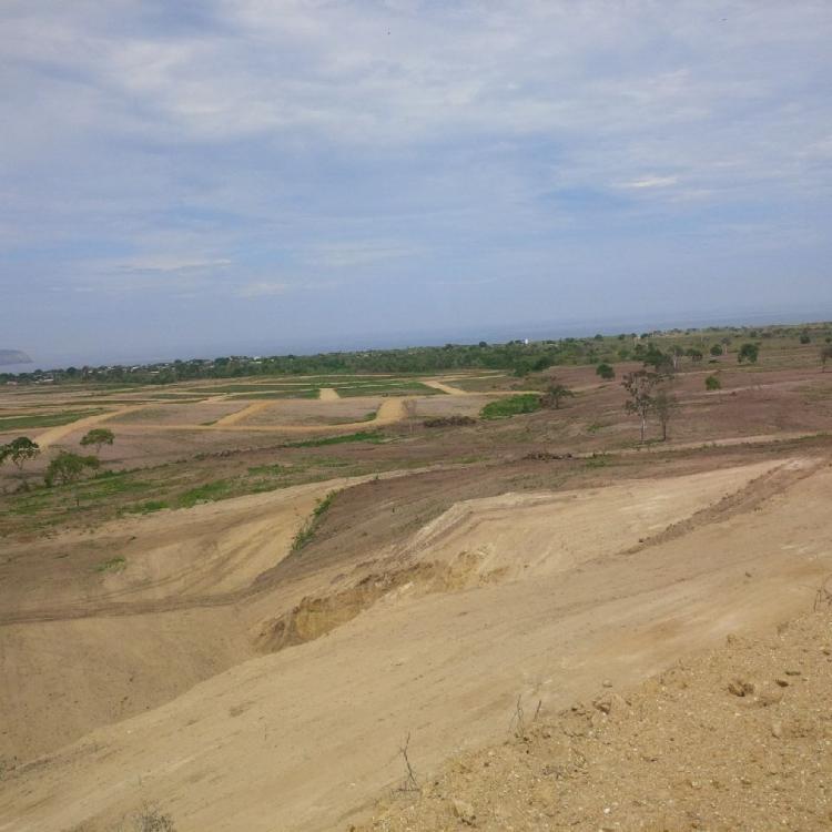 Foto Terreno en Venta en Manta, Manabi - U$D 8.000 - TEV14864 - BienesOnLine