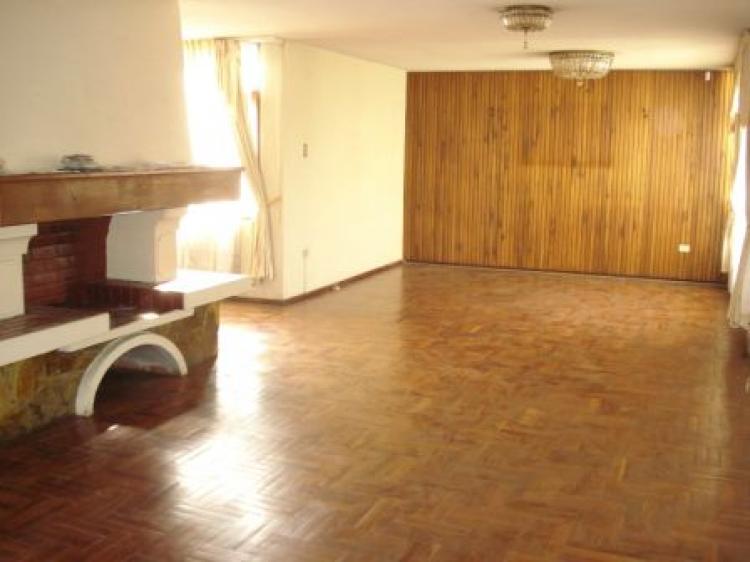 Foto Casa en Arriendo en CAROLINA, QUITO, Pichincha - U$D 1.300 - CAA3300 - BienesOnLine