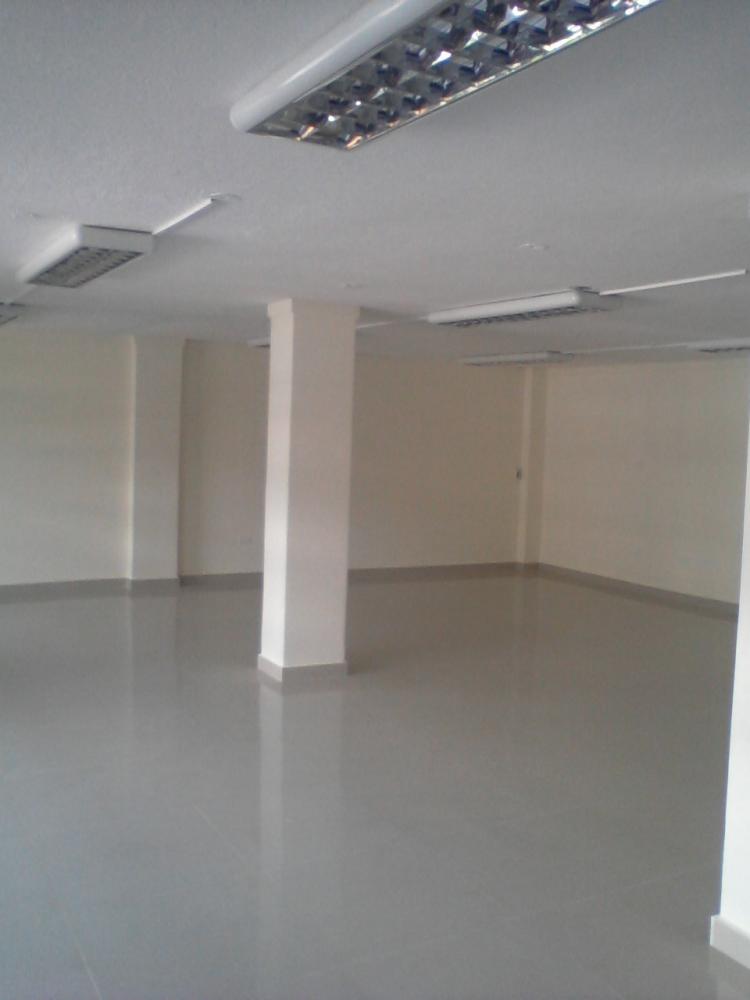 Foto Local en Arriendo en Prensa, Quito, Pichincha - U$D 1.500 - LOA7398 - BienesOnLine