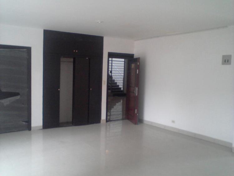 Foto Oficina en Arriendo en Sector Republica, Quito, Pichincha - U$D 300 - OFA7970 - BienesOnLine