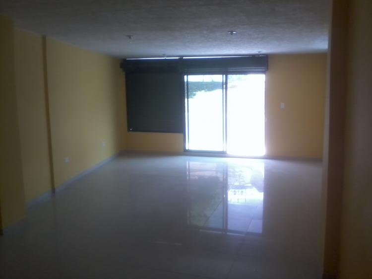 Foto Local en Venta en Ponciano Alto, Quito, Pichincha - U$D 39.000 - LOV6441 - BienesOnLine