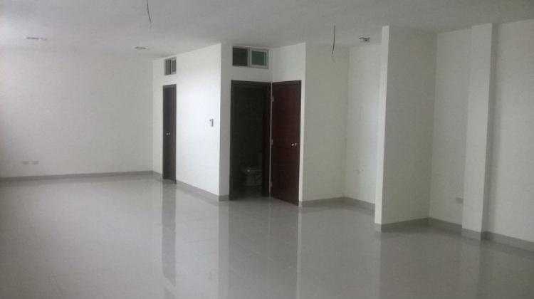 Guayaquil vendo oficina de 140 m2 invierta ahora