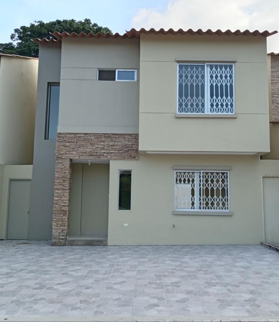 Foto Casa en Arriendo en Tarqui, Guayaquil, Guayas - U$D 680 - CAA40065 - BienesOnLine