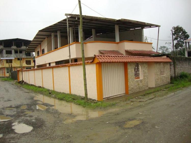 Hermosa  casa de venta en Cumanda