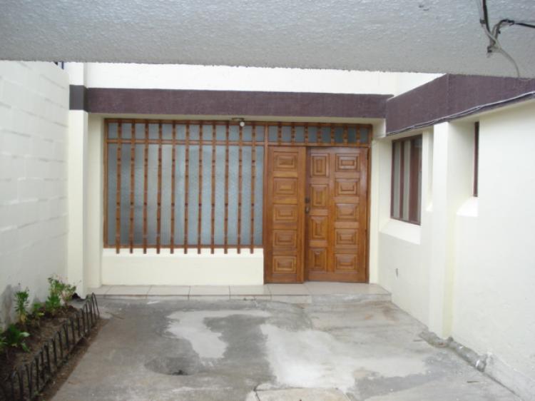 Foto Casa en Arriendo en MARIANA DE JESUS, QUITO, Pichincha - U$D 950 - CAA5358 - BienesOnLine