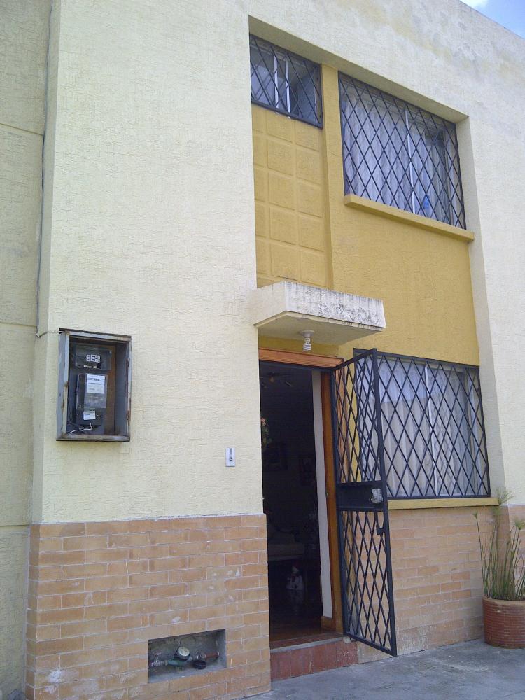 Foto Casa en Venta en Quito, Pichincha - U$D 65.000 - CAV10367 - BienesOnLine