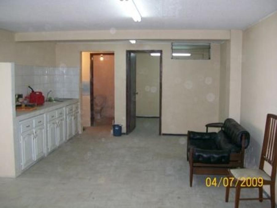 Foto Local en Arriendo en Cotocollao, Quito, Pichincha - U$D 285 - LOA40534 - BienesOnLine