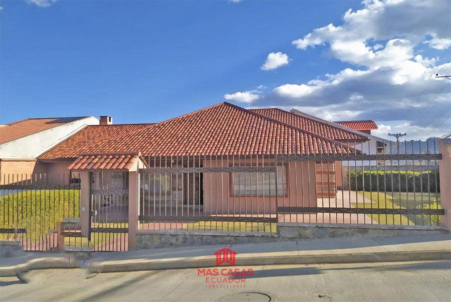 Foto Casa en Arriendo en SAYAUSI, Cuenca, Azuay - U$D 1.500 - CAA40006 - BienesOnLine