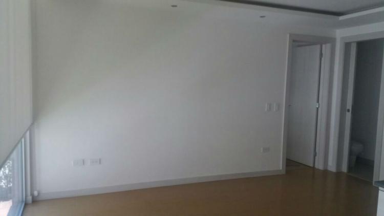 Foto Departamento en Arriendo en La Carolina, Quito, Pichincha - U$D 550 - DEA24753 - BienesOnLine