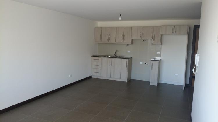 Foto Departamento en Arriendo en Quito, Pichincha - U$D 500 - DEA14798 - BienesOnLine