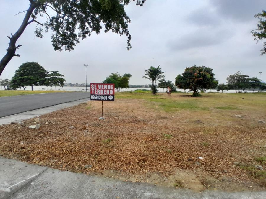 Terreno esquinero en porton del rio en venta