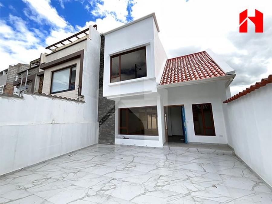 Foto Casa en Venta en Baños, MISICATA, Azuay - U$D 160.000 - CAV39934 - BienesOnLine