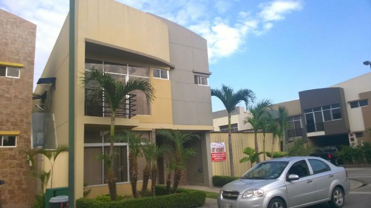 Foto Casa en Venta en Samborondón, Guayas - U$D 160.000 - CAV20614 - BienesOnLine