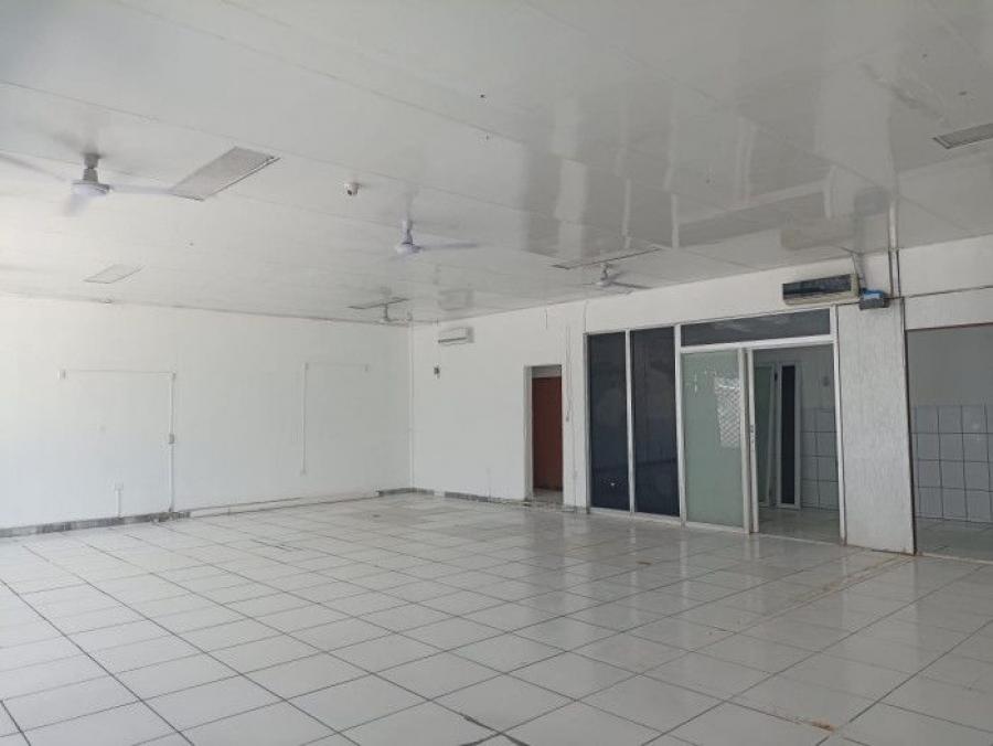 Foto Comercial en Alquiler en Santa Tecla, La Libertad - U$D 3.000 - A1196 - BienesOnLine