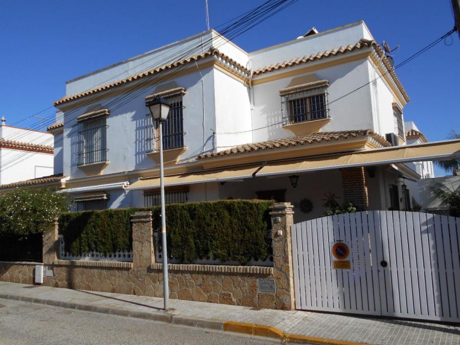 Foto Atico en Alquiler vacacional en Zona Playa de Regla, Chipiona, Cadiz - € 900 - AT16431 - BienesOnLine