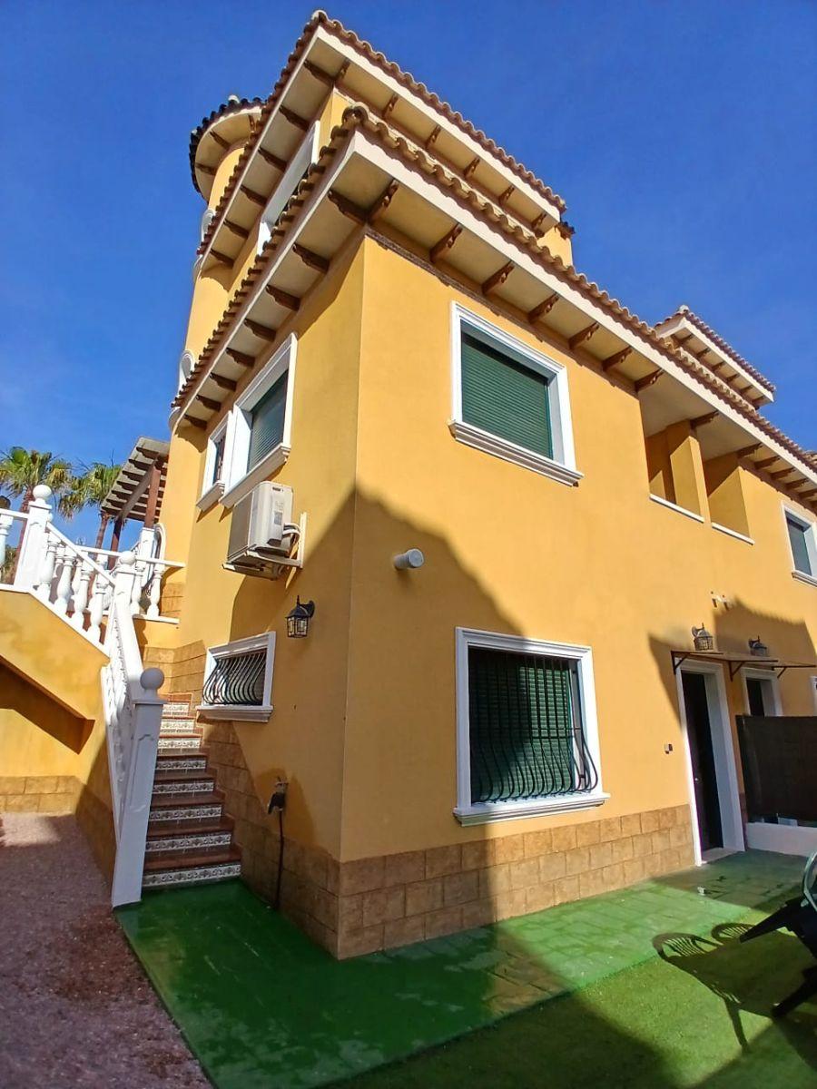 Foto Chalet en Venta en Ciudad Quesada, Rojales, Alicante - € 265.000 - CHV16397 - BienesOnLine