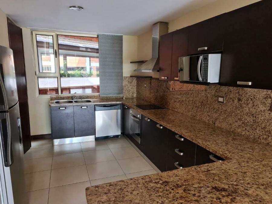 Foto Apartamento en Renta en Guatemala, Guatemala - U$D 1.300 - APR11028 - BienesOnLine