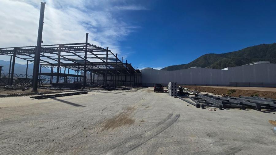 Bodega en venta en construcción en Amatitlán 1,608m