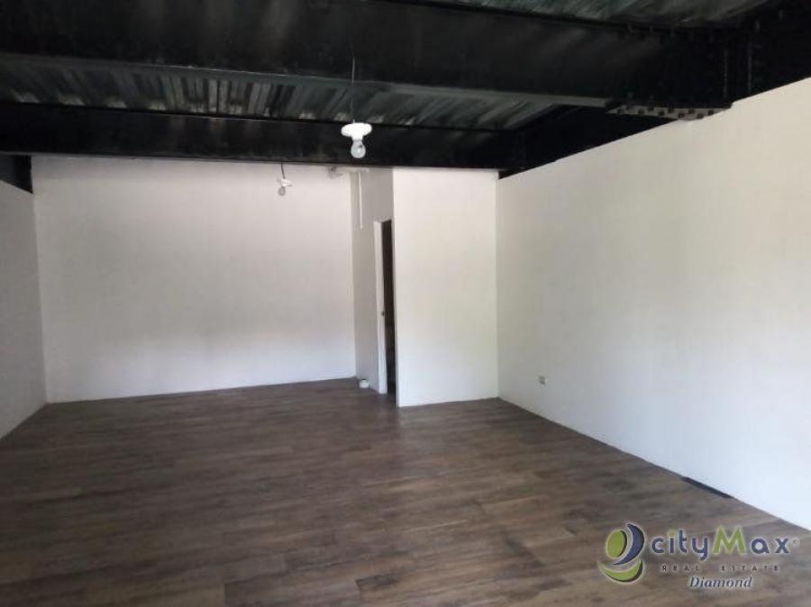 Foto Local en Renta en Guatemala, Guatemala - U$D 900 - LOR5052 - BienesOnLine