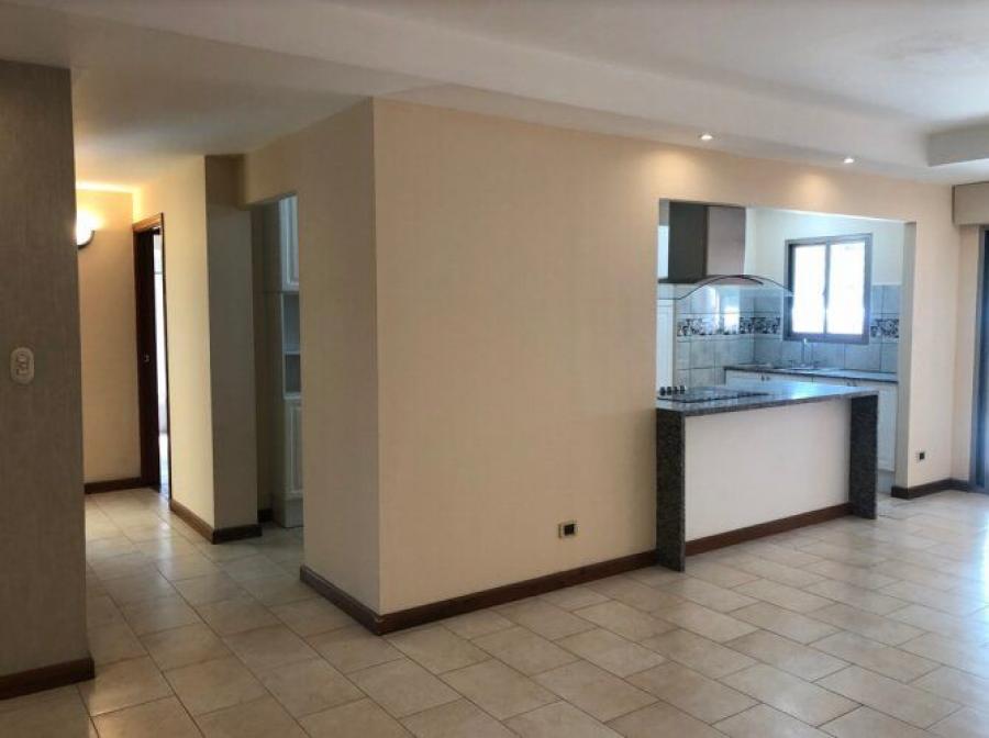 Foto Apartamento en Renta en Guatemala, Guatemala - U$D 1.200 - APR11837 - BienesOnLine