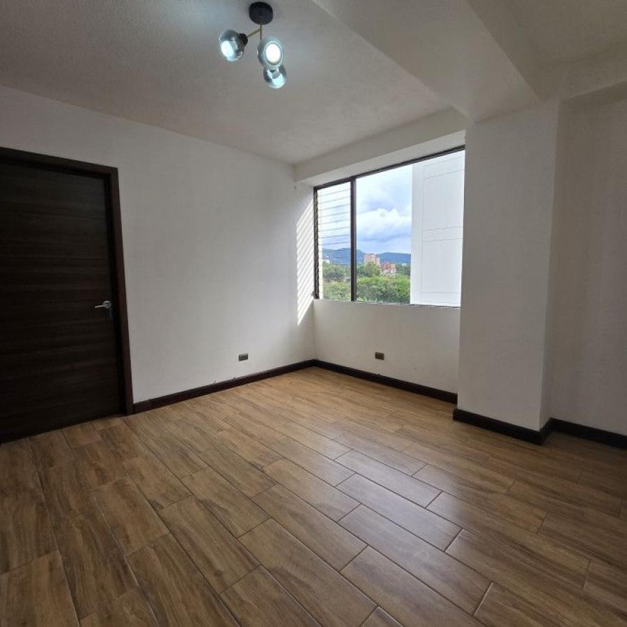 Foto Apartamento en Renta en Zona 10, Ciudad de Guatemala, Guatemala - U$D 1.100 - APR47131 - BienesOnLine